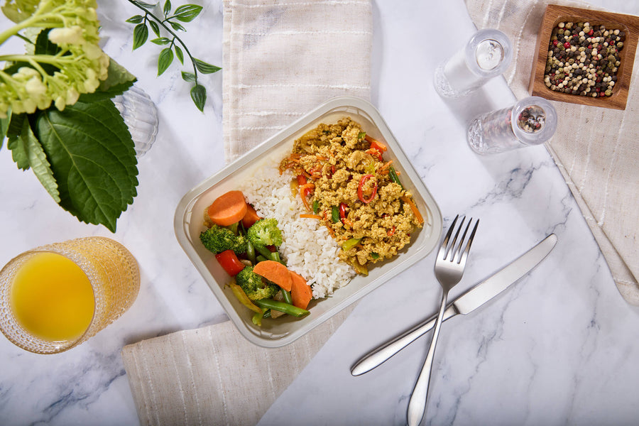 2025 - Pro Athlete Meal Box - Ground Chicken - Orange Ground Chicken & Veggies - photo1