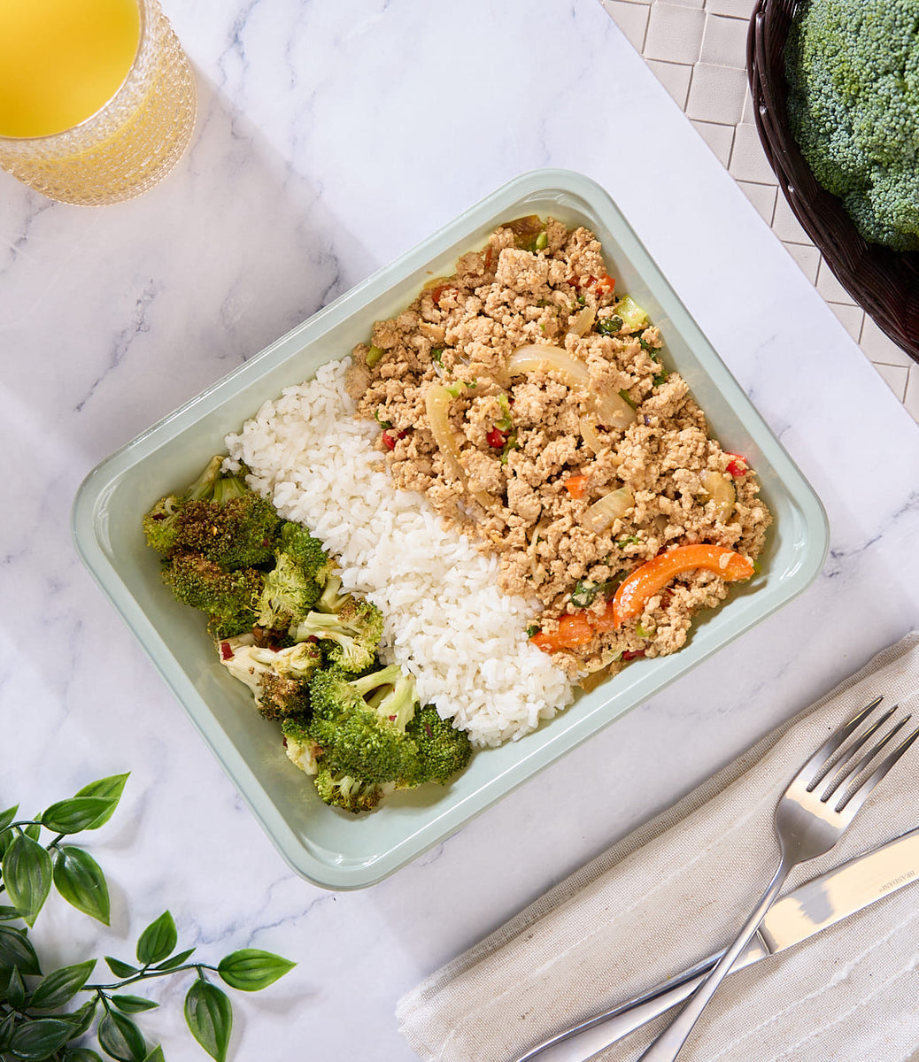 2025 - Clean Bulking Meal Box - Ground Chicken - Thai Pad Krapow - photo0