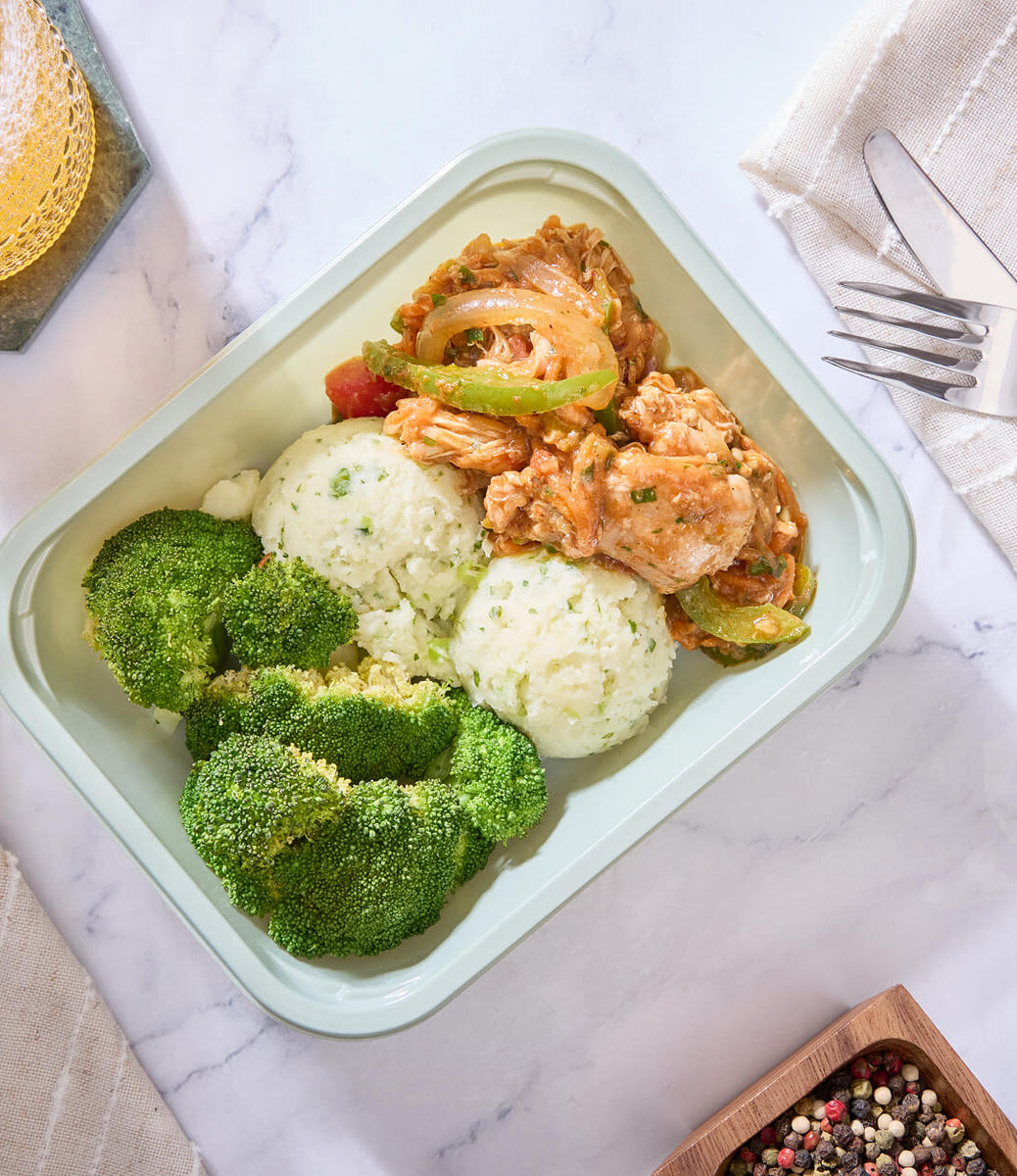 2025 - Lean Muscle Meal Box - Chicken Thigh #2 - Cuban Pulled Chicken - photo0